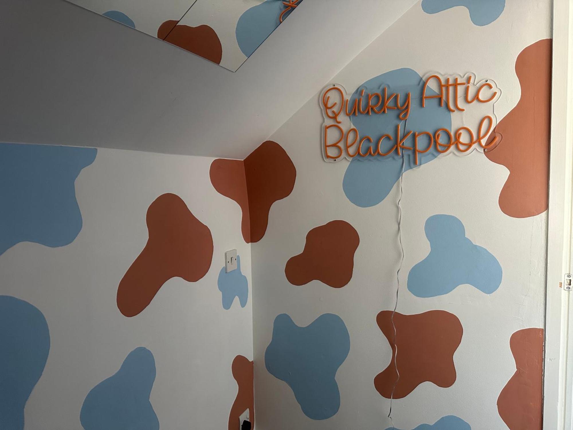 Quirky Attic Blackpool Ngoại thất bức ảnh
